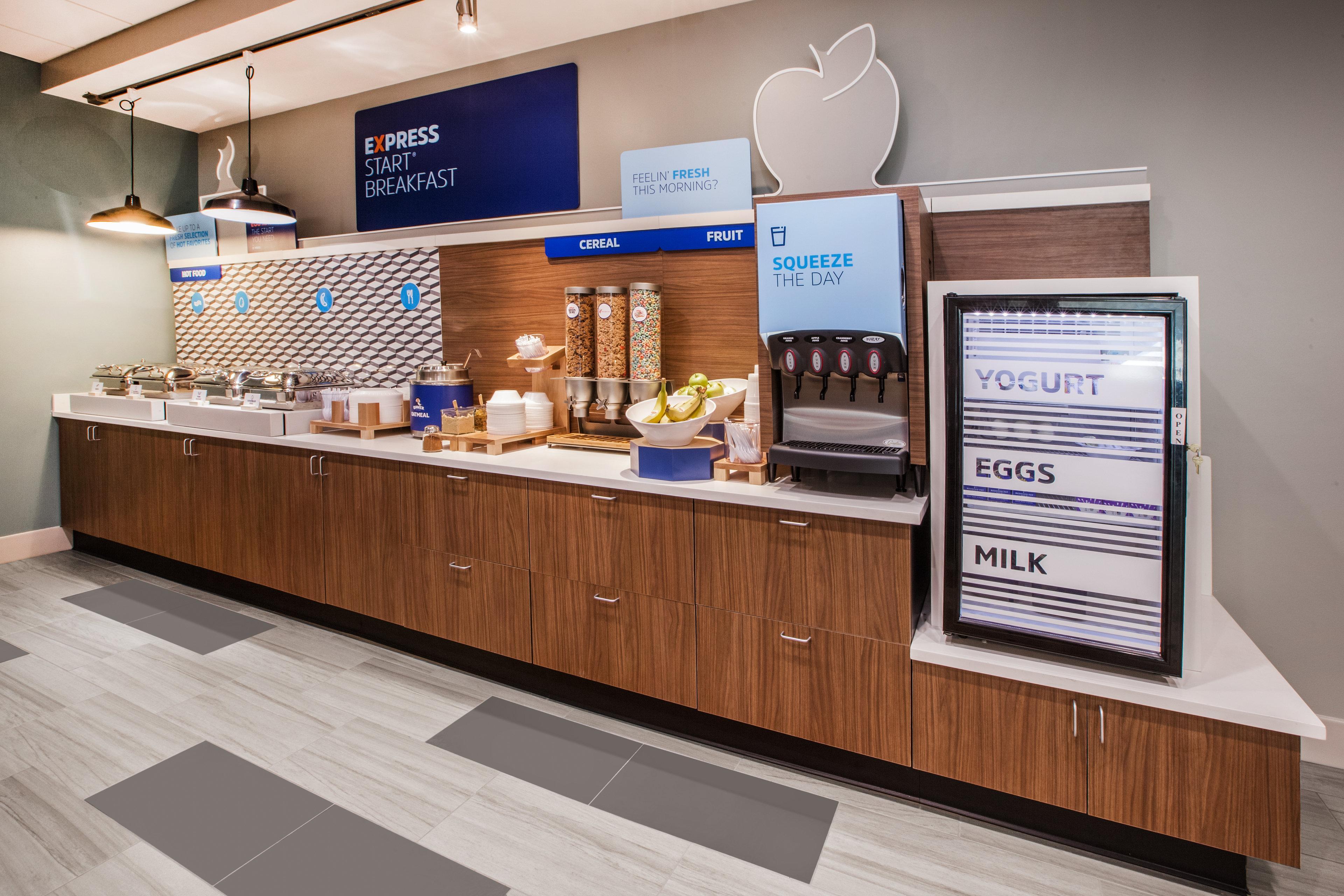 Holiday Inn Express & Suites - Kingfisher, An Ihg Hotel Екстер'єр фото